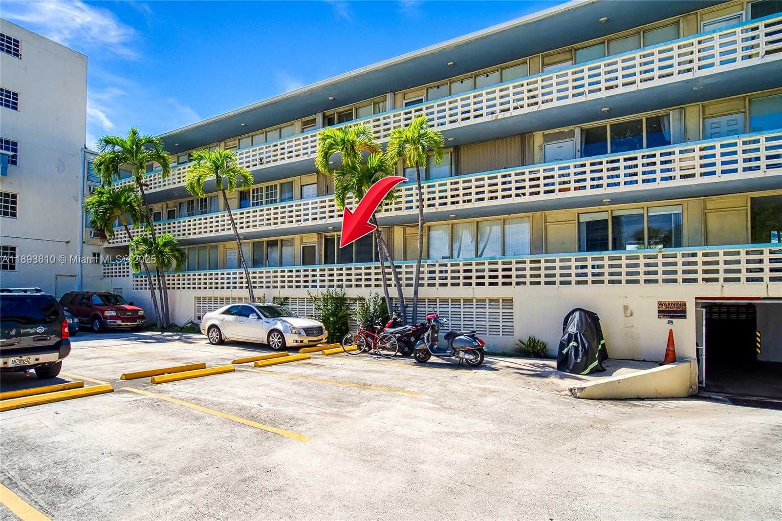 Small Image of 6484 INDIAN CREEK DR #120, Miami Beach Number 20