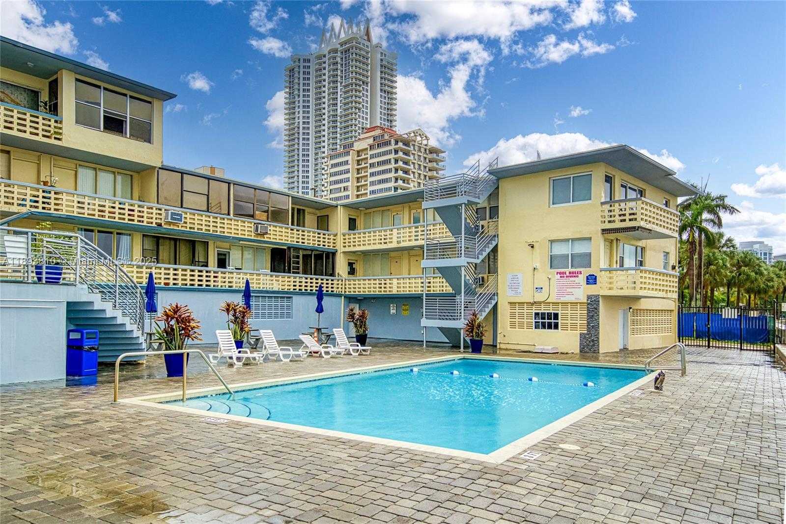 Small Image of 6484 INDIAN CREEK DR #120, Miami Beach Number 22