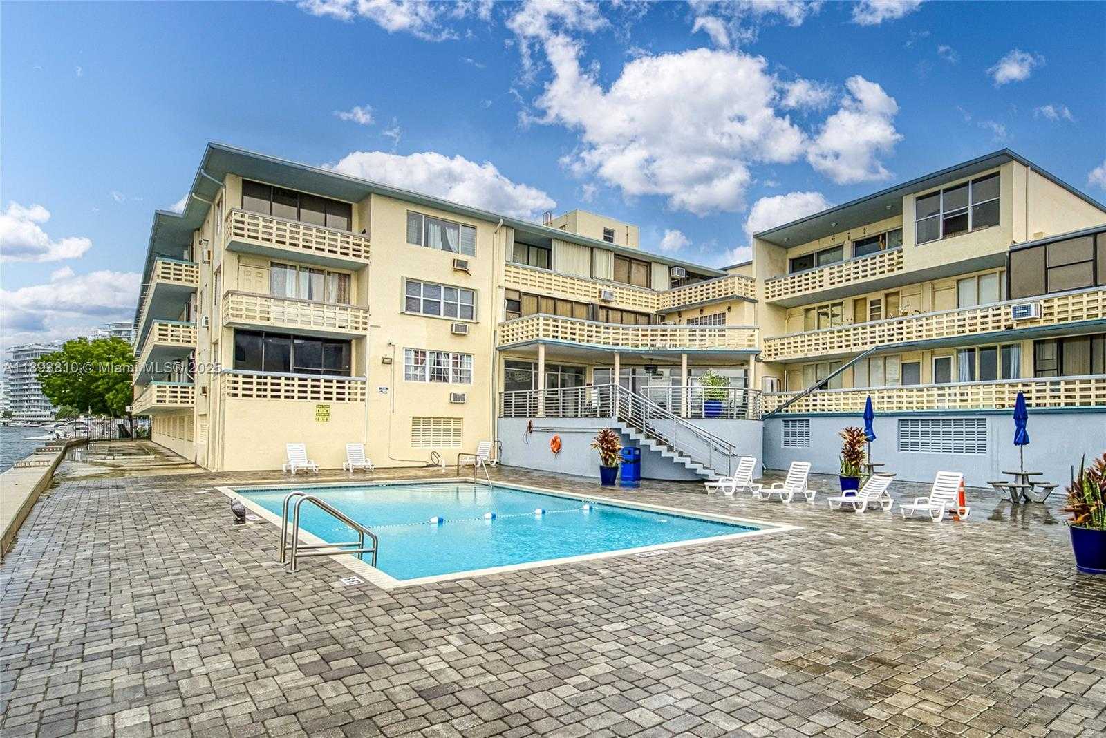 Small Image of 6484 INDIAN CREEK DR #120, Miami Beach Number 23