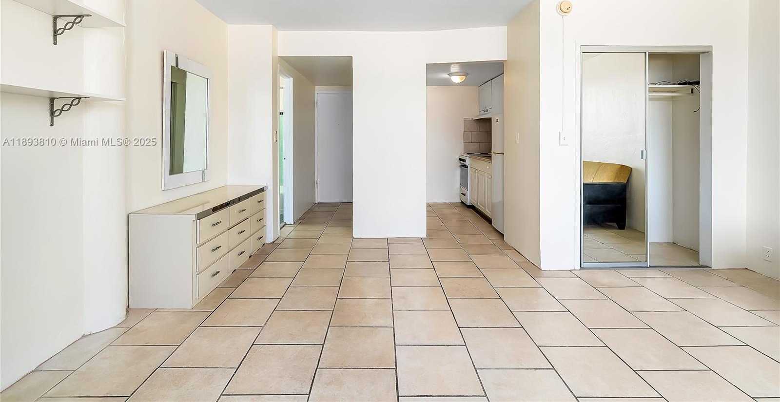 Small Image of 6484 INDIAN CREEK DR #120, Miami Beach Number 6