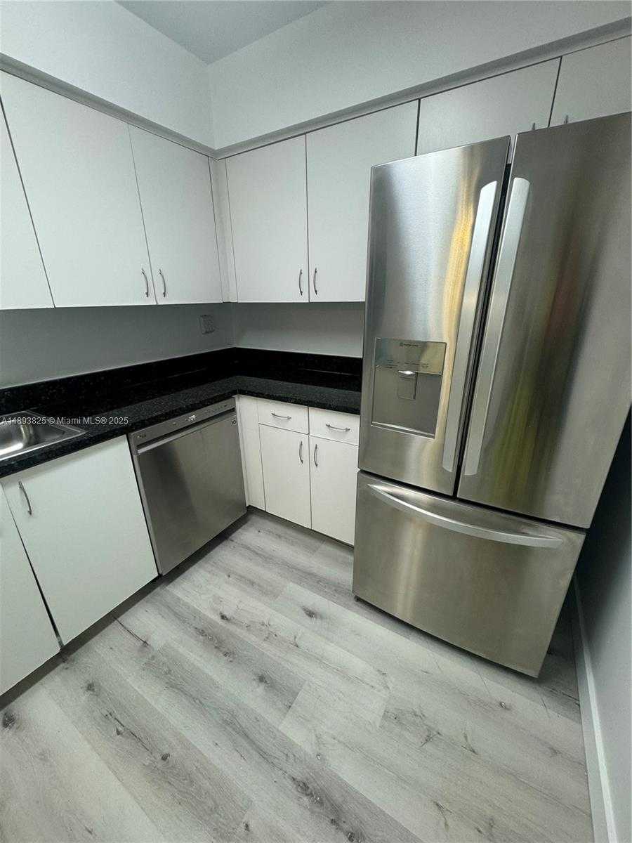 Small Image of 3300 NORTH EAST 192ND ST #305, Aventura Number 12