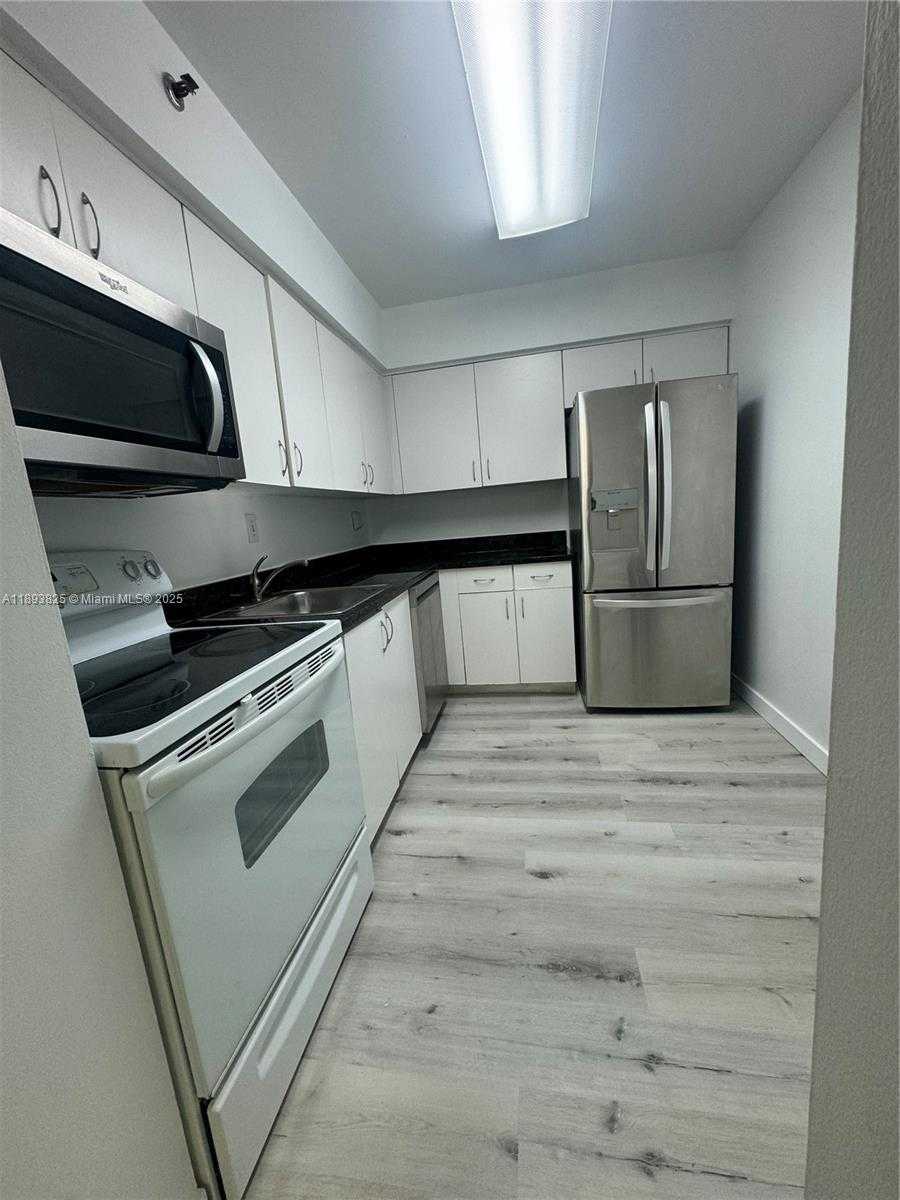 Small Image of 3300 NORTH EAST 192ND ST #305, Aventura Number 14