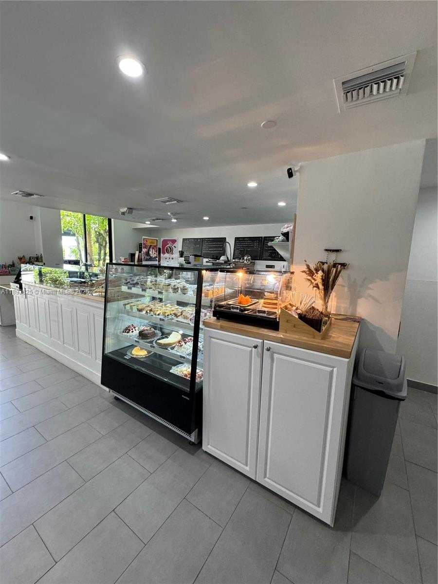 Small Image of 3300 NORTH EAST 192ND ST #305, Aventura Number 5