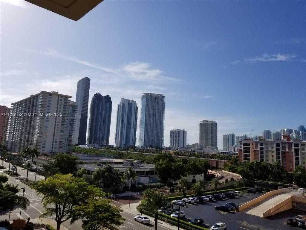 Small Image of 251 174TH ST #611, Sunny Isles Beach Number 9