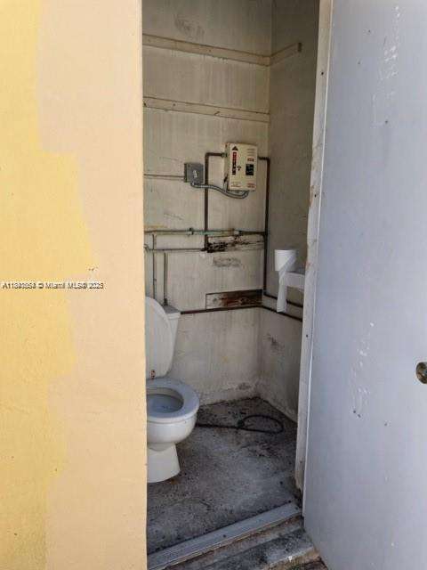 Small Image of 2341 SOUTH WEST 34TH AVE, Miami Number 20