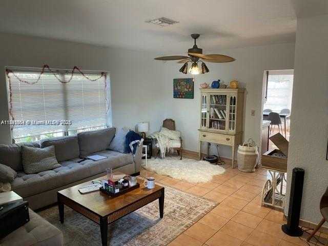 Small Image of 2341 SOUTH WEST 34TH AVE, Miami Number 6