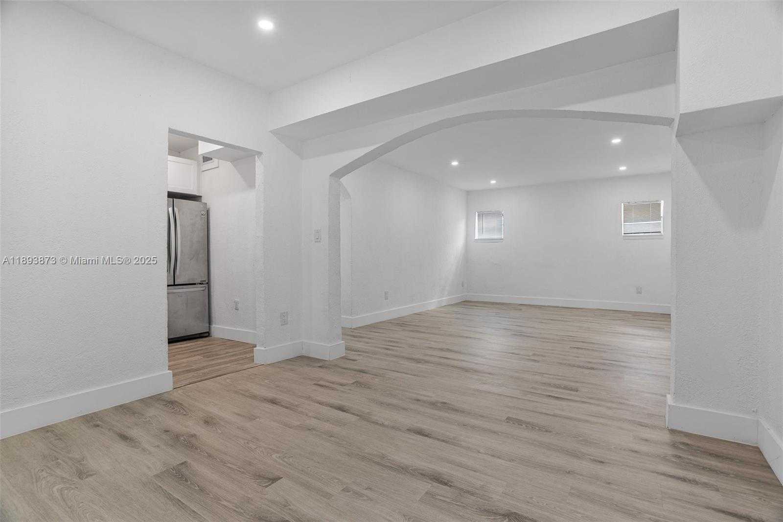 Small Image of 1601 NORTH WEST 50TH ST #1, Miami Number 20