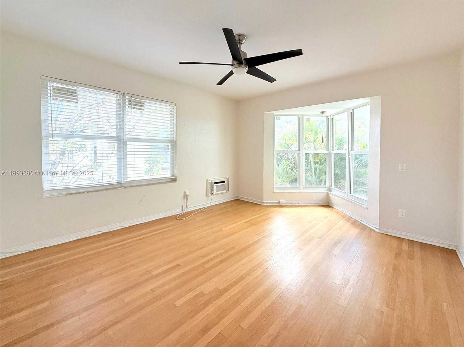 Small Image of 315 WEST 28TH ST #11, Miami Beach Number 4