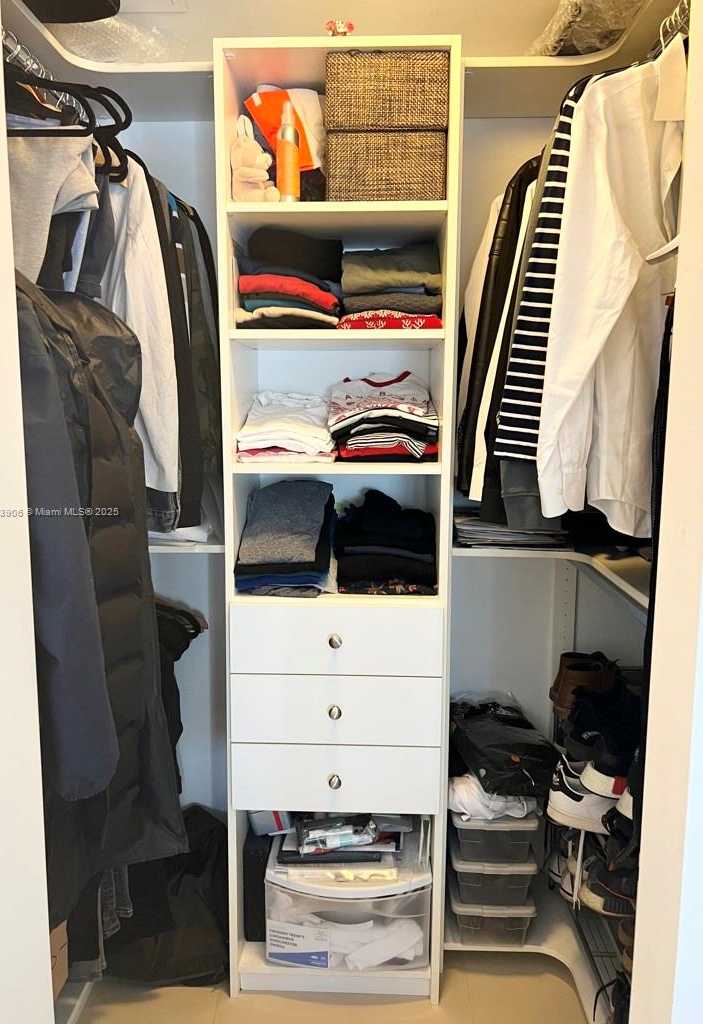 Small Image of 31 SOUTH EAST 6TH ST #1003, Miami Number 12