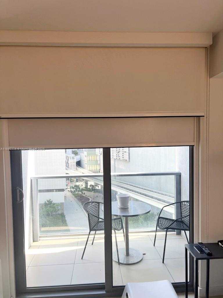 Small Image of 31 SOUTH EAST 6TH ST #1003, Miami Number 17