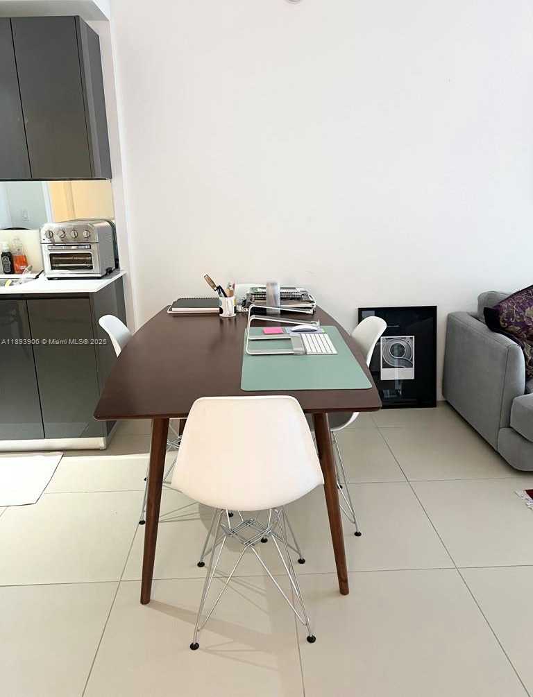 Small Image of 31 SOUTH EAST 6TH ST #1003, Miami Number 25