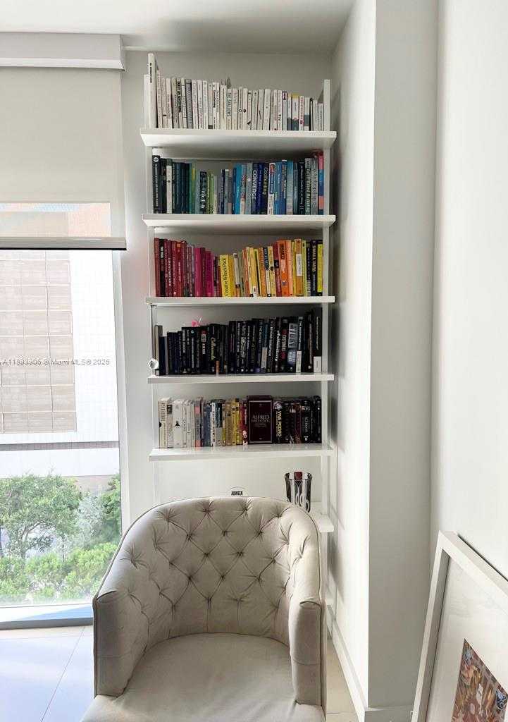 Small Image of 31 SOUTH EAST 6TH ST #1003, Miami Number 8