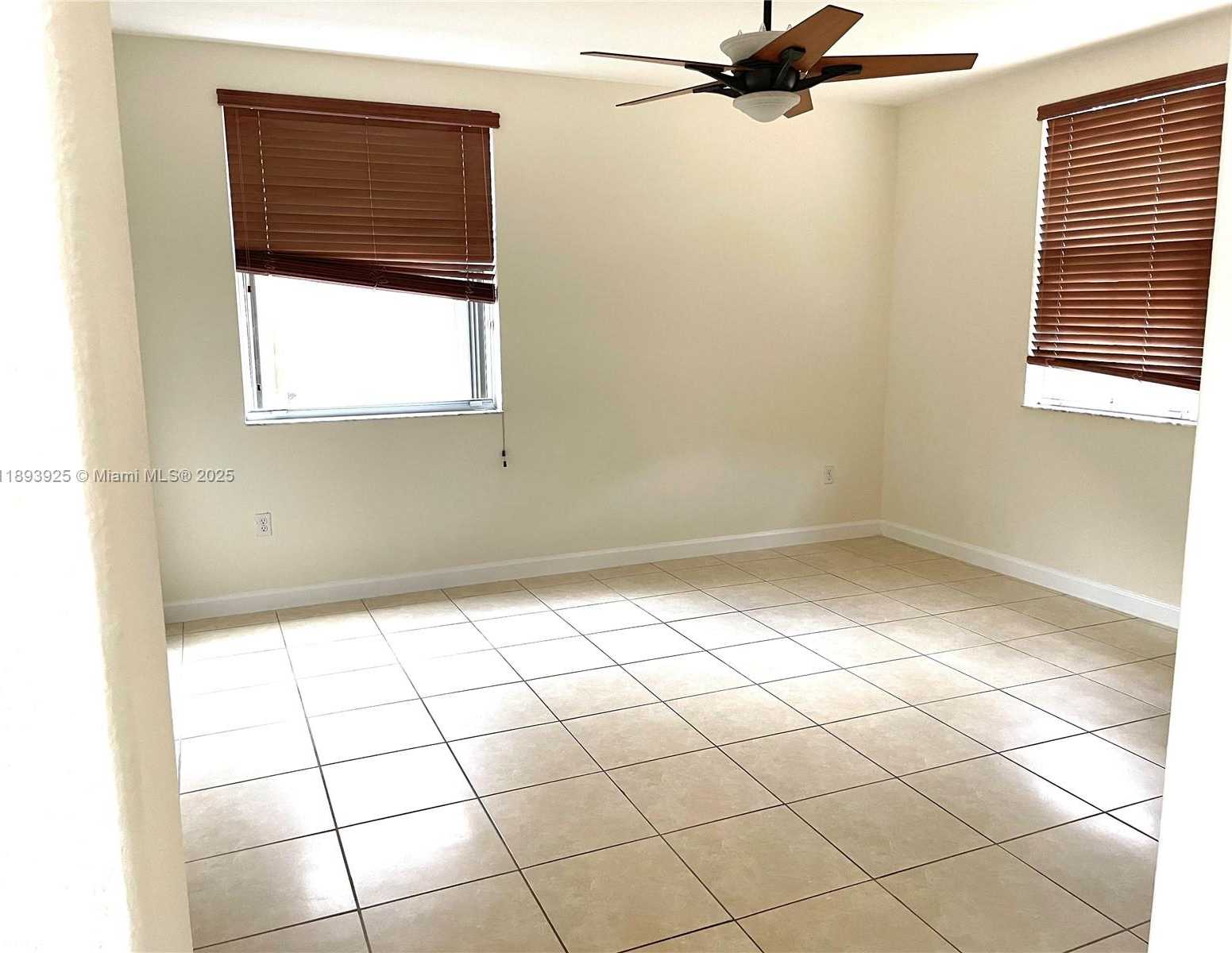 Small Image of 1750 SOUTH EAST 19TH AVE, Homestead Number 13