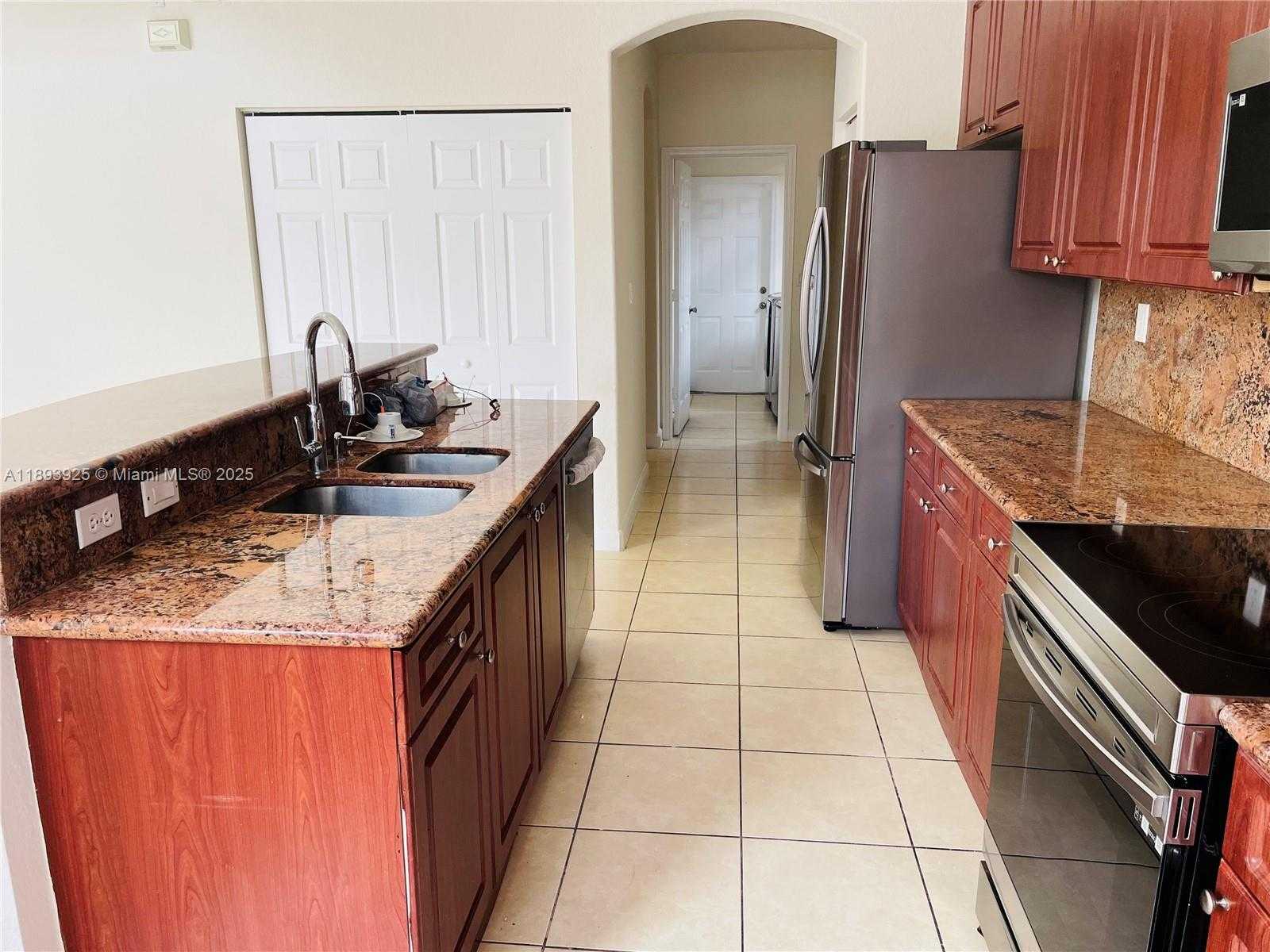 Small Image of 1750 SOUTH EAST 19TH AVE, Homestead Number 7