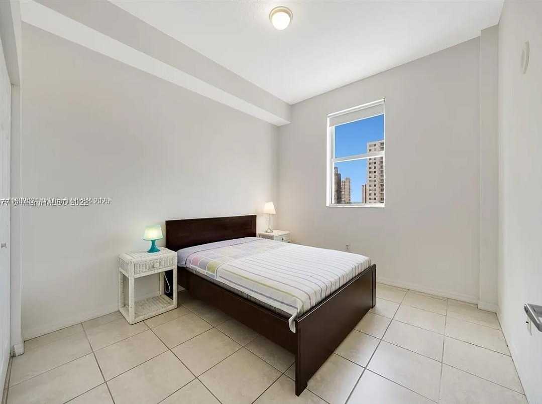Small Image of 115 SOUTH WEST 11TH ST #902, Miami Number 5