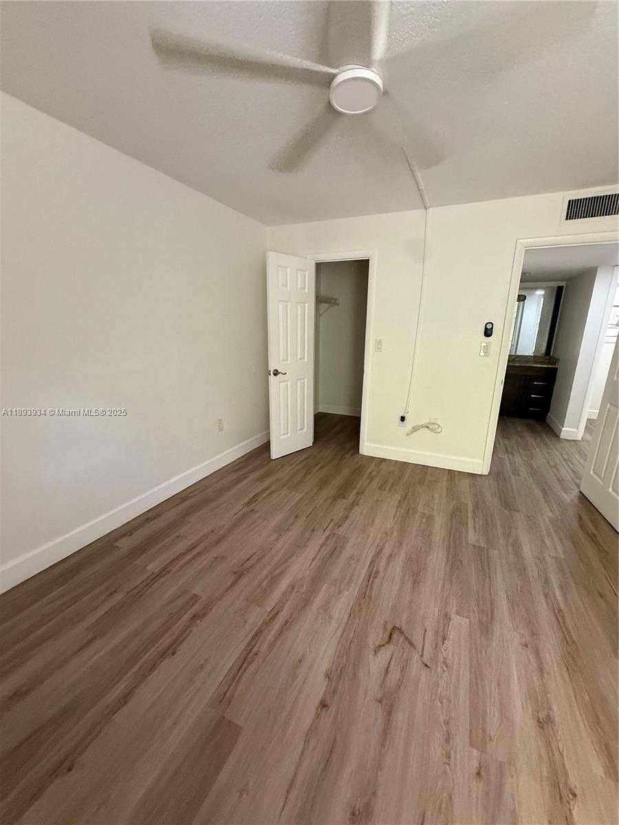 Small Image of 8860 FONTAINEBLEAU BLVD #305, Miami Number 27