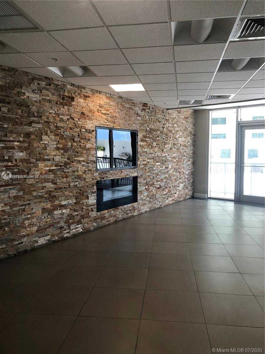Small Image of 1750 NORTH BAYSHORE DR #2501, Miami Number 14