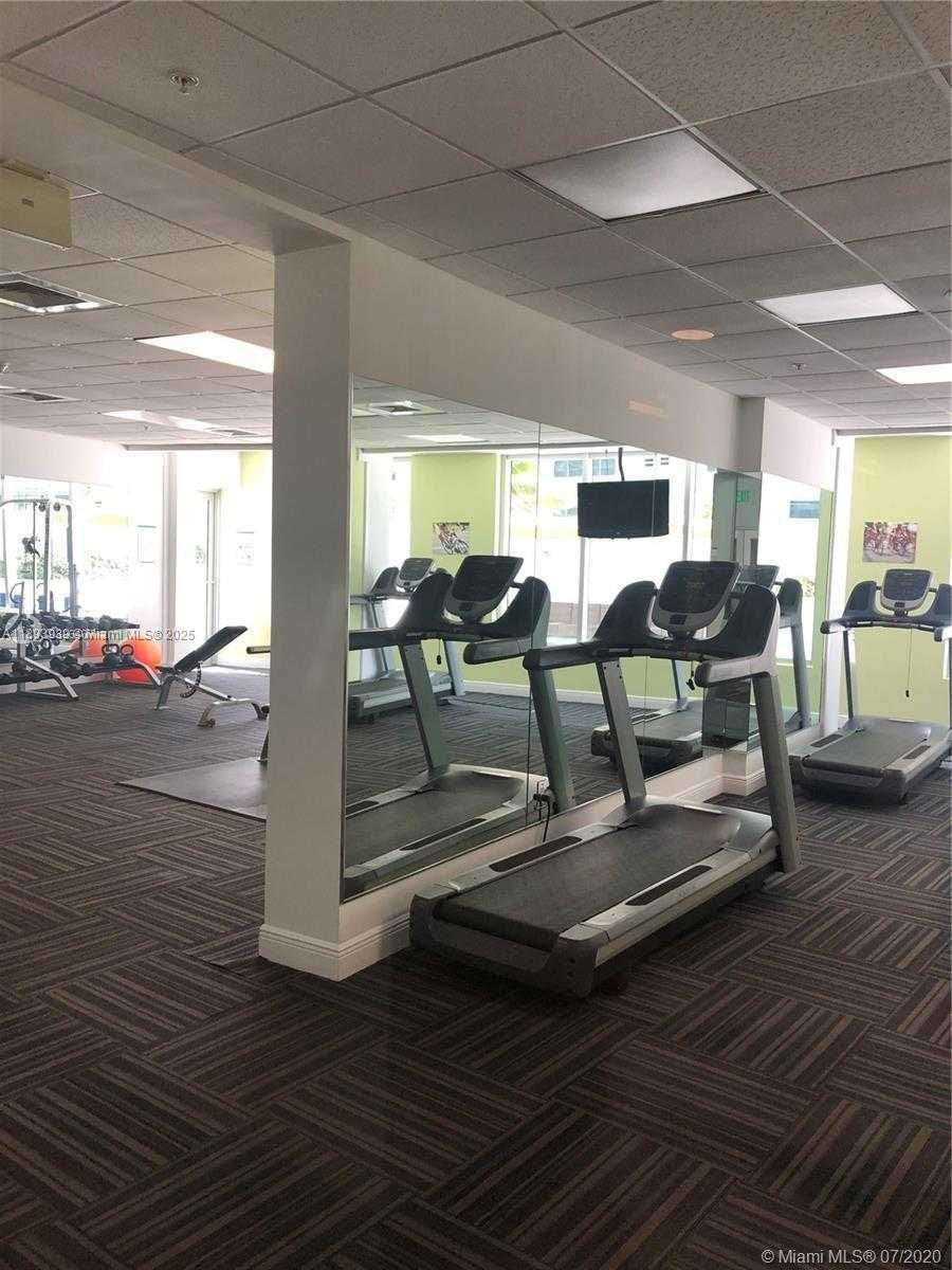 Small Image of 1750 NORTH BAYSHORE DR #2501, Miami Number 16