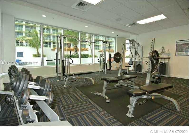 Small Image of 1750 NORTH BAYSHORE DR #2501, Miami Number 17