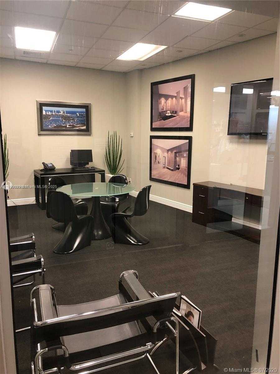 Small Image of 1750 NORTH BAYSHORE DR #2501, Miami Number 6