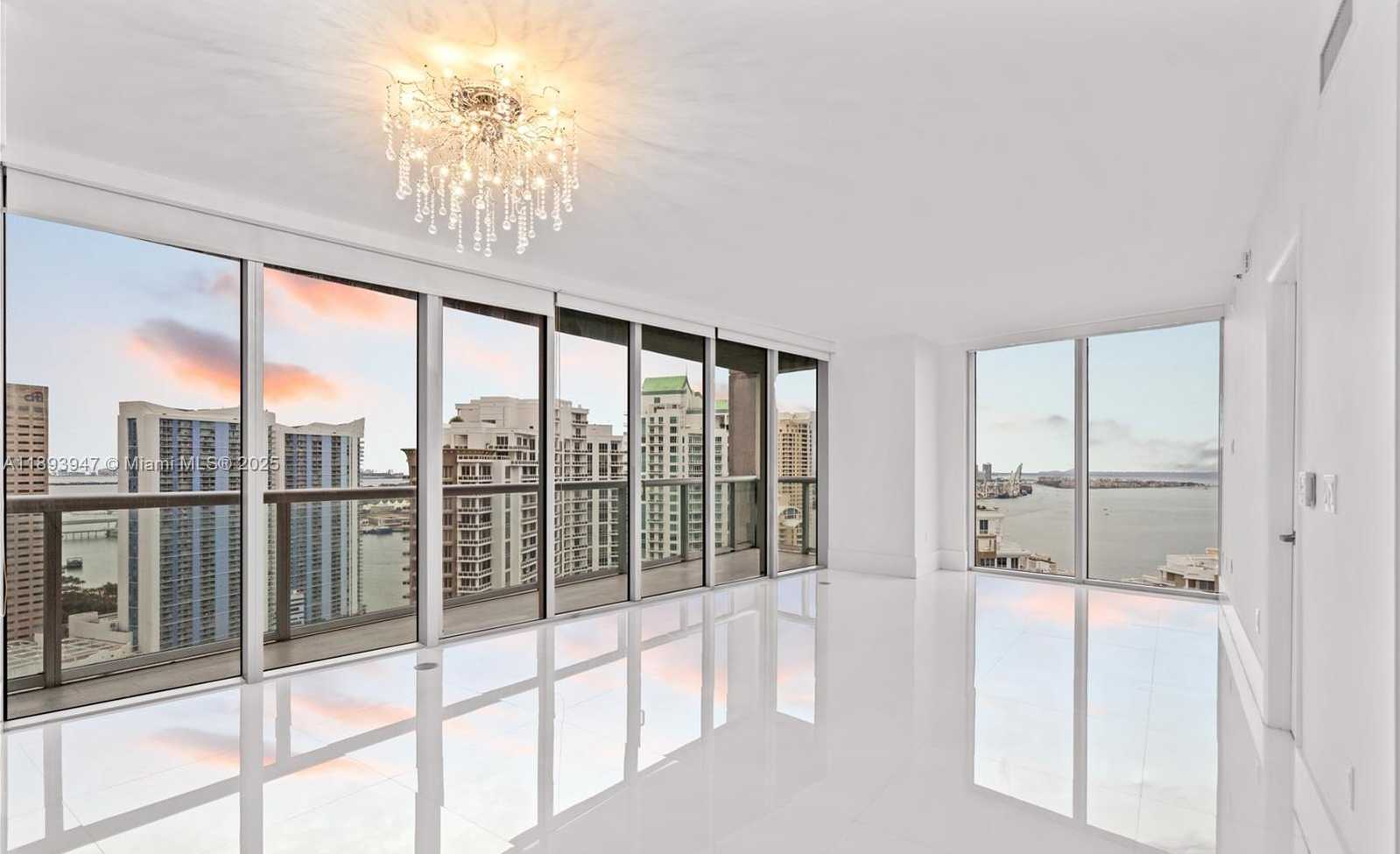 Small Image of 495 BRICKELL AVE #3502, Miami Number 8