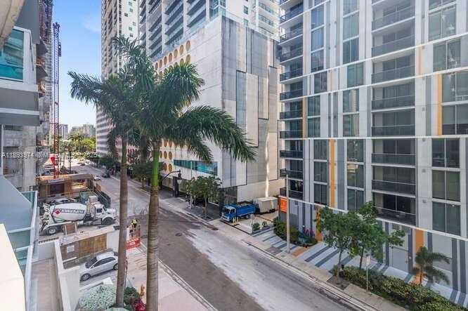 Small Image of 41 SOUTH EAST 5TH ST #308, Miami Number 13