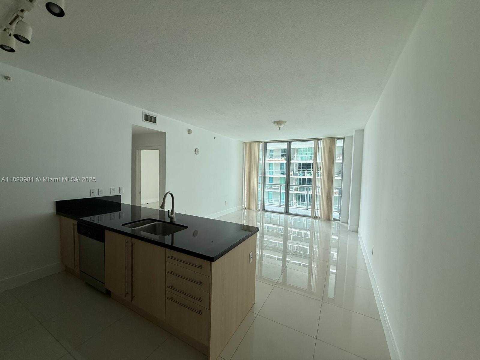 Small Image of 79 SOUTH WEST 12TH ST #1608-S, Miami Number 4