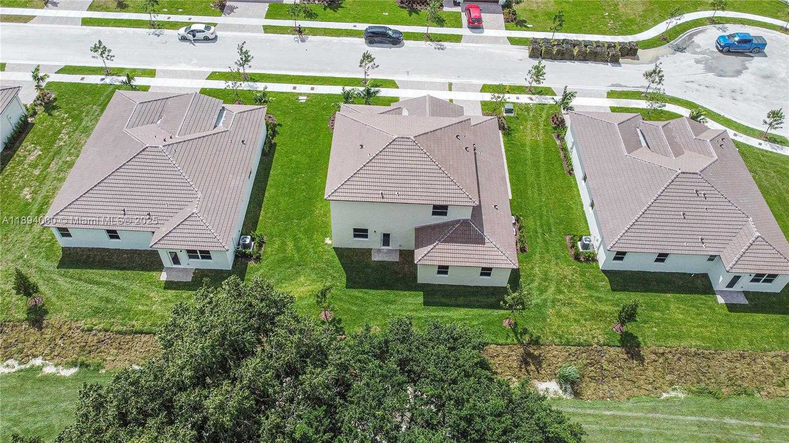 Small Image of 2209 SOUTH EAST 30TH ST, Homestead Number 10