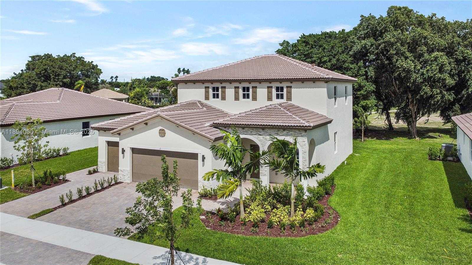 Small Image of 2209 SOUTH EAST 30TH ST, Homestead Number 3