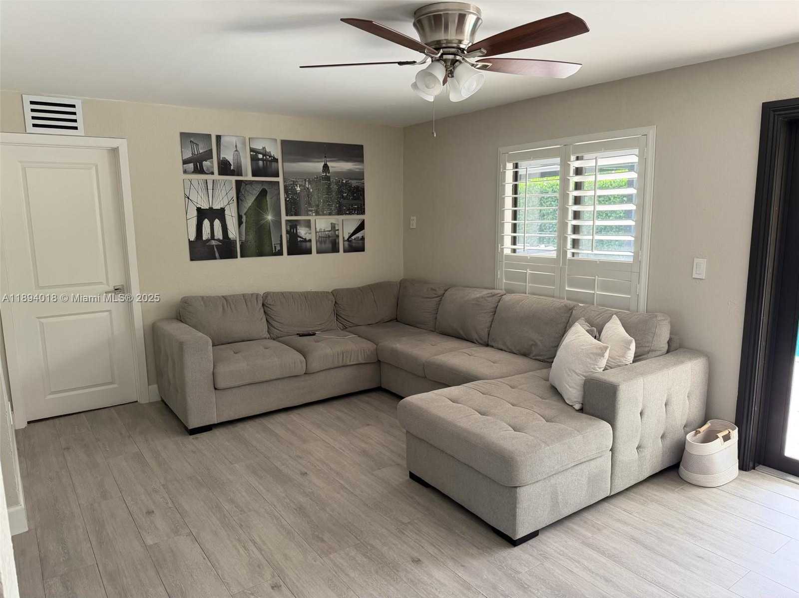Small Image of 5222 SOUTH WEST 128TH PL, Miami Number 13