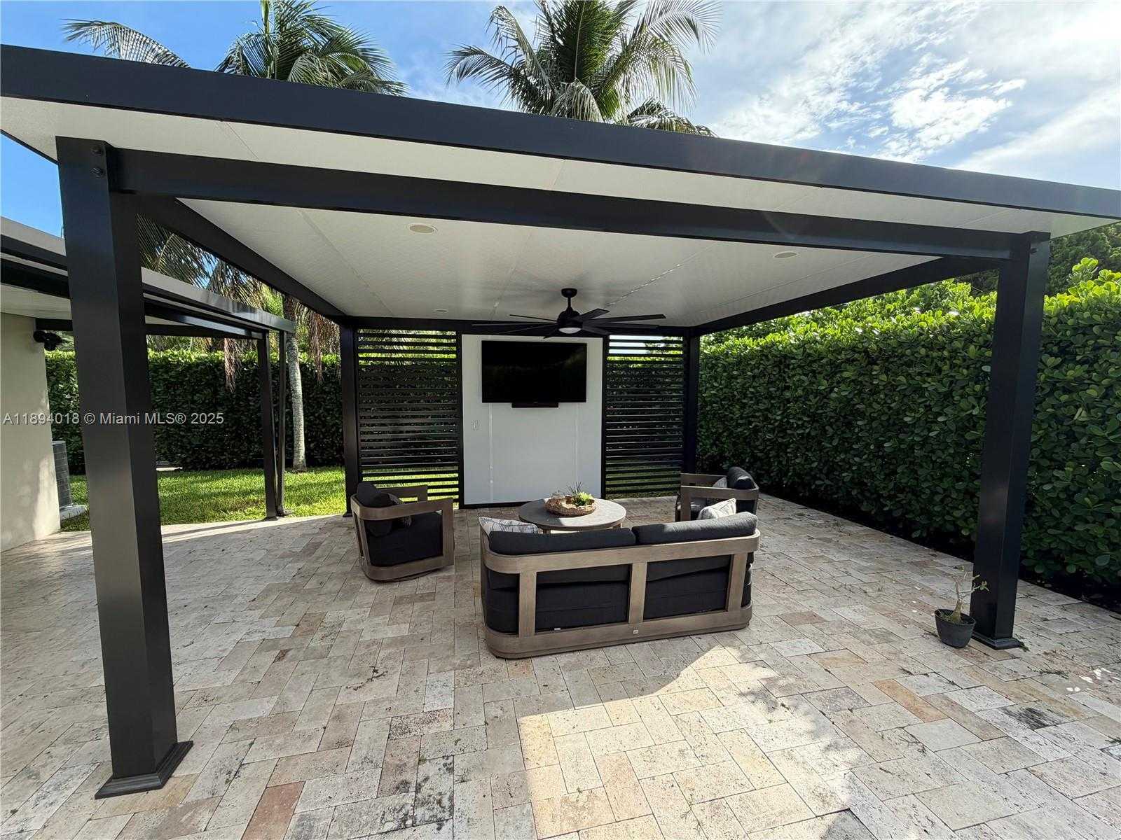 Small Image of 5222 SOUTH WEST 128TH PL, Miami Number 28