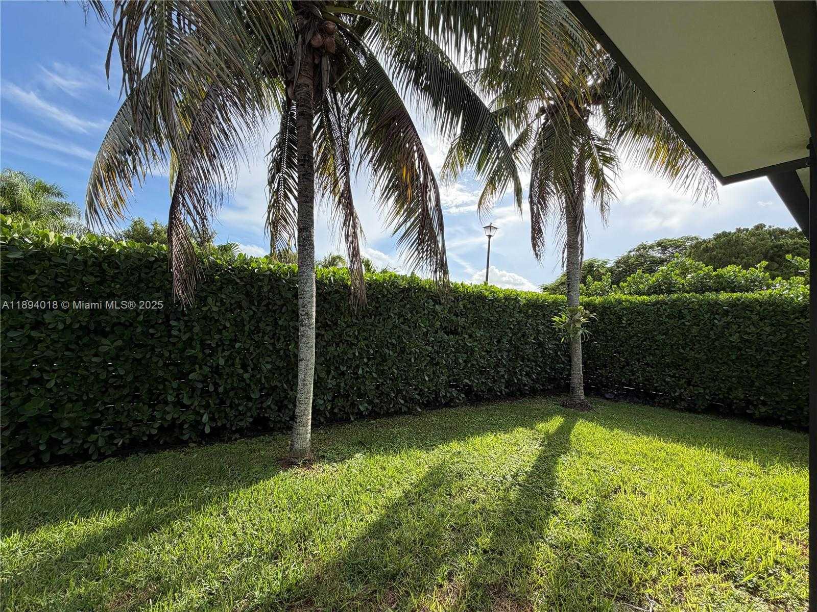 Small Image of 5222 SOUTH WEST 128TH PL, Miami Number 30