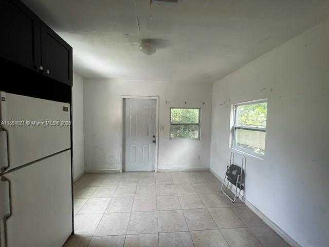 Small Image of 1036 NORTH WEST 64TH ST, Miami Number 2