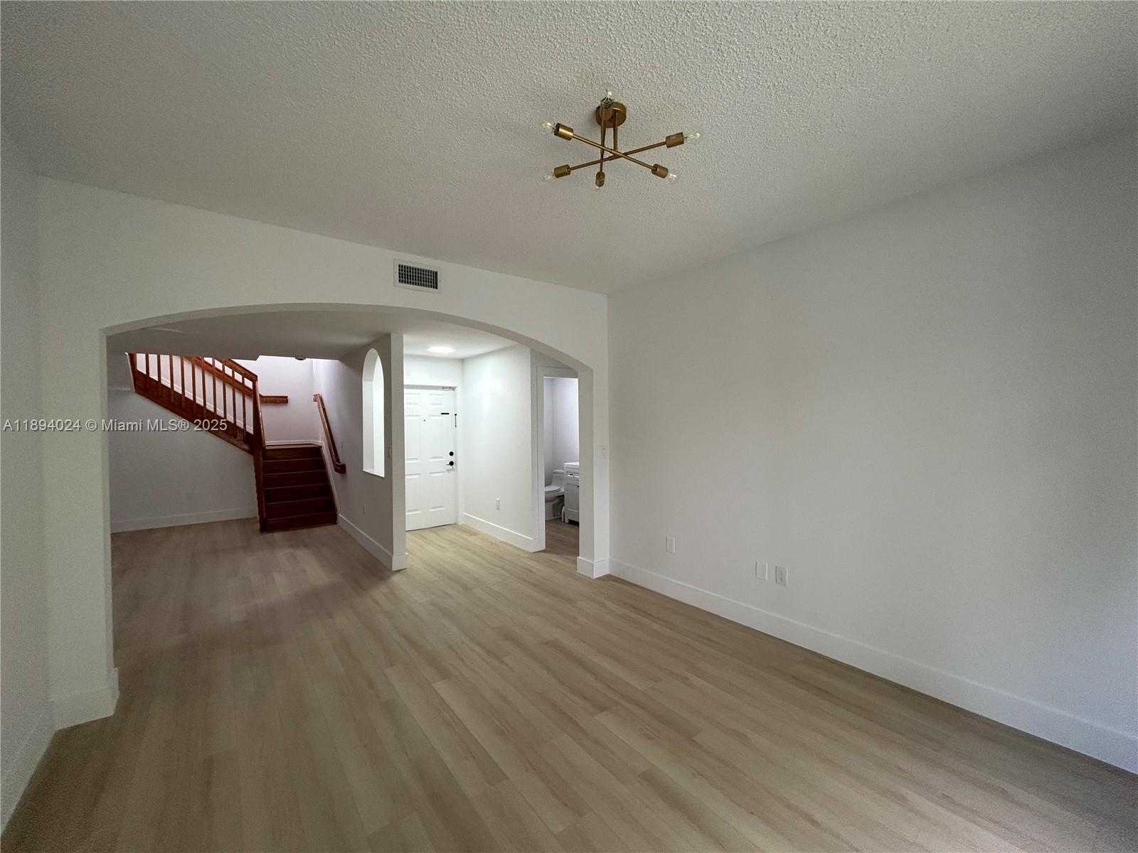 Small Image of 8725 SOUTH WEST 158TH PL, Miami Number 10