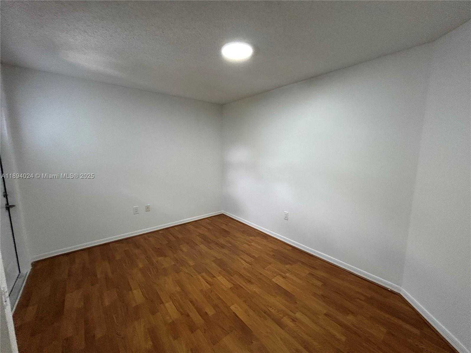 Small Image of 8725 SOUTH WEST 158TH PL, Miami Number 29