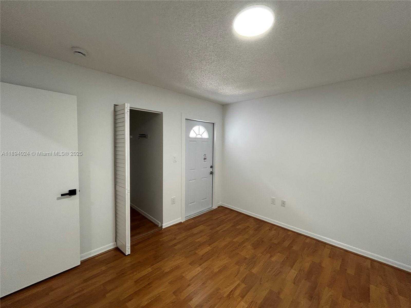 Small Image of 8725 SOUTH WEST 158TH PL, Miami Number 30