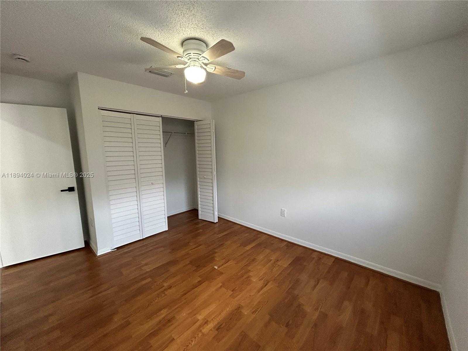 Small Image of 8725 SOUTH WEST 158TH PL, Miami Number 37
