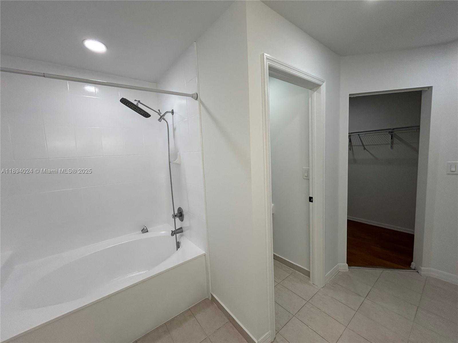 Small Image of 8725 SOUTH WEST 158TH PL, Miami Number 47