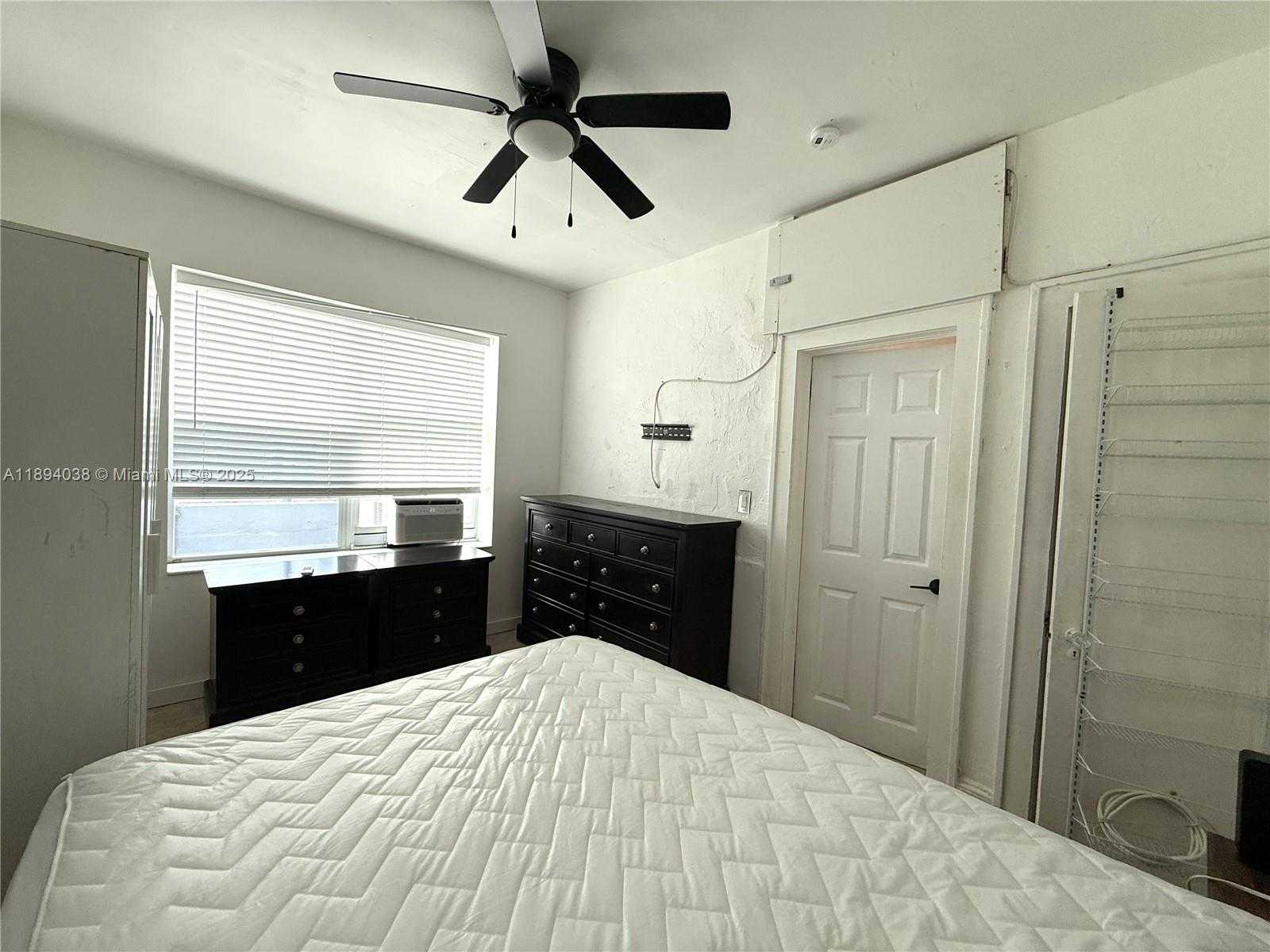 Small Image of 1618 MICHIGAN AVE #5, Miami Beach Number 11