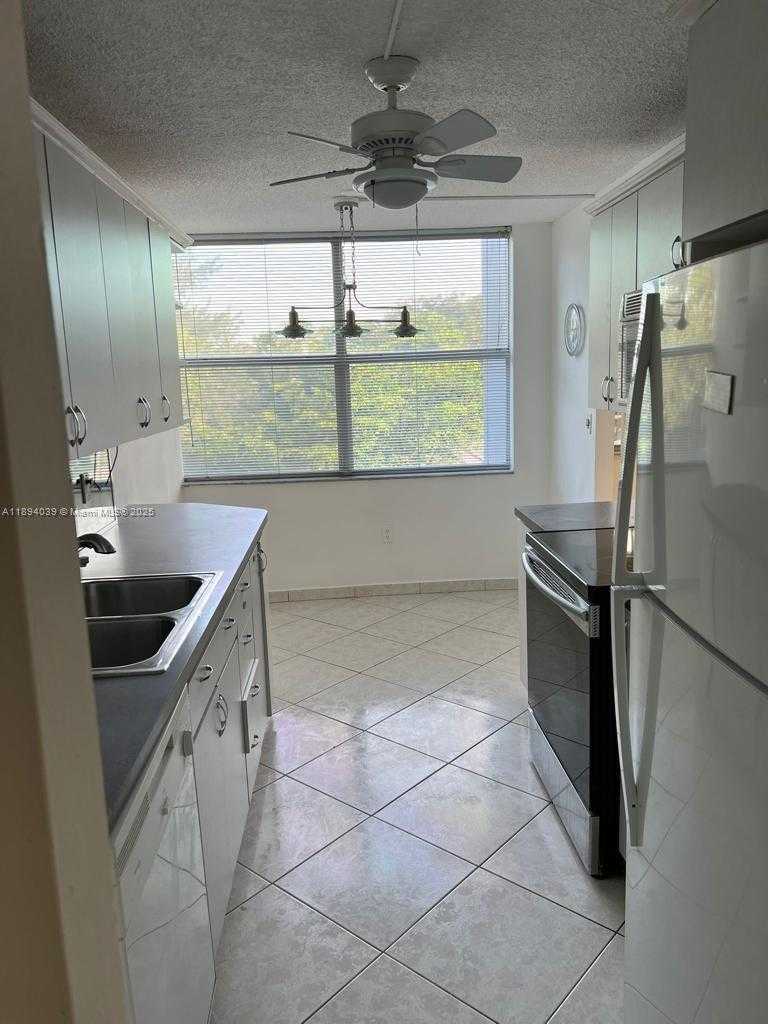 Small Image of 1200 Miami Gardens Dr, Miami, FL 33179, USA Number 2