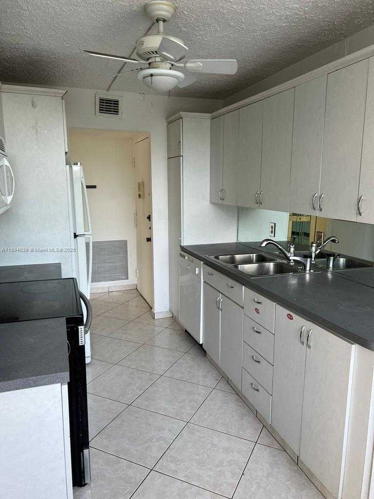 Small Image of 1200 Miami Gardens Dr, Miami, FL 33179, USA Number 3