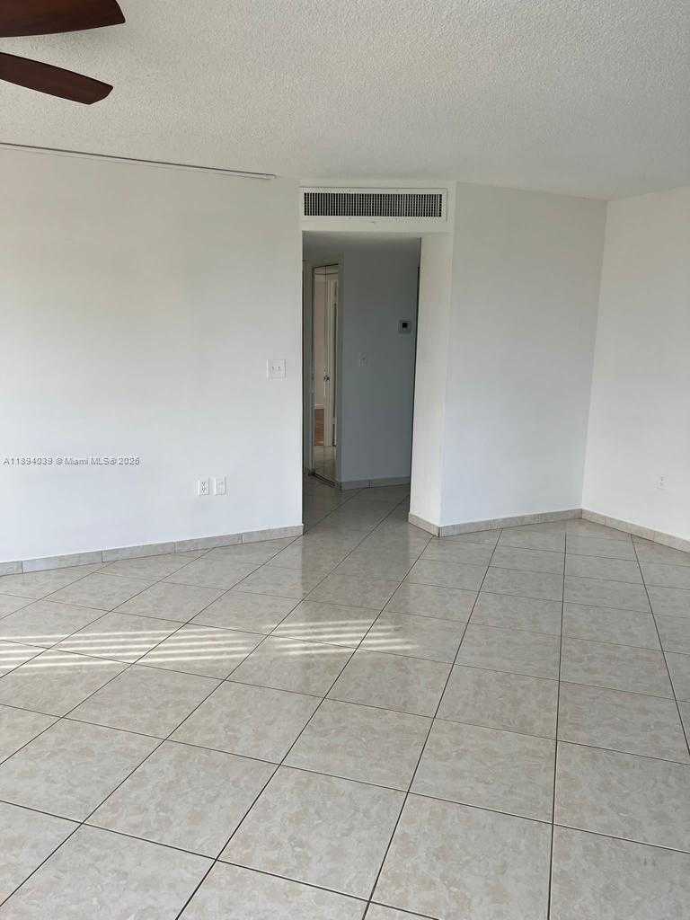 Small Image of 1200 Miami Gardens Dr, Miami, FL 33179, USA Number 7
