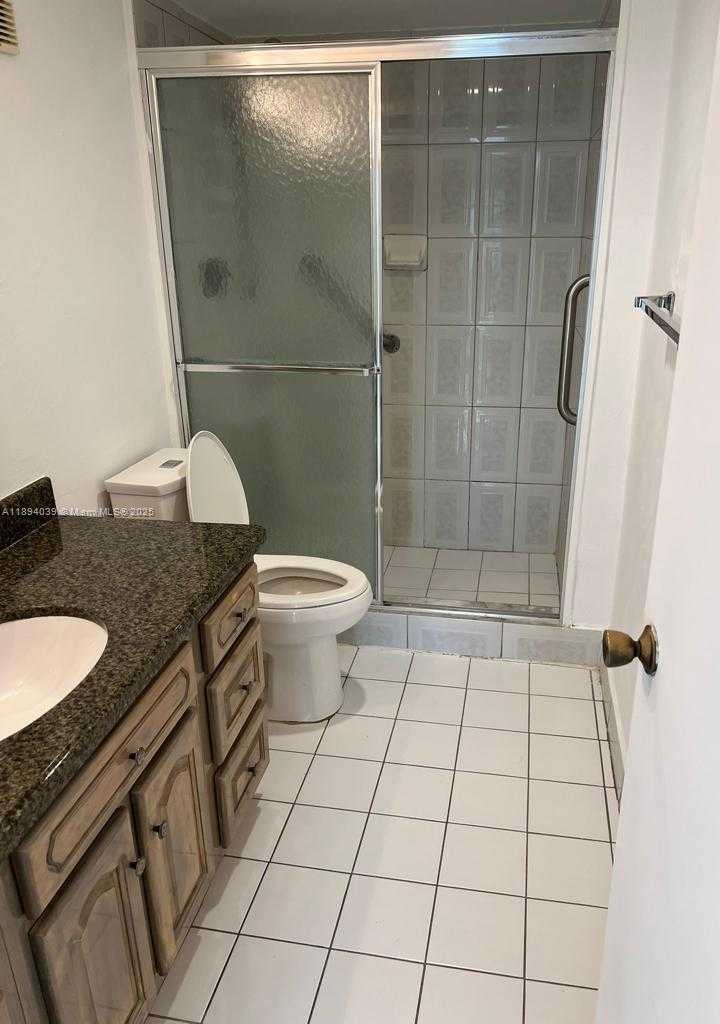 Small Image of 1200 Miami Gardens Dr, Miami, FL 33179, USA Number 8