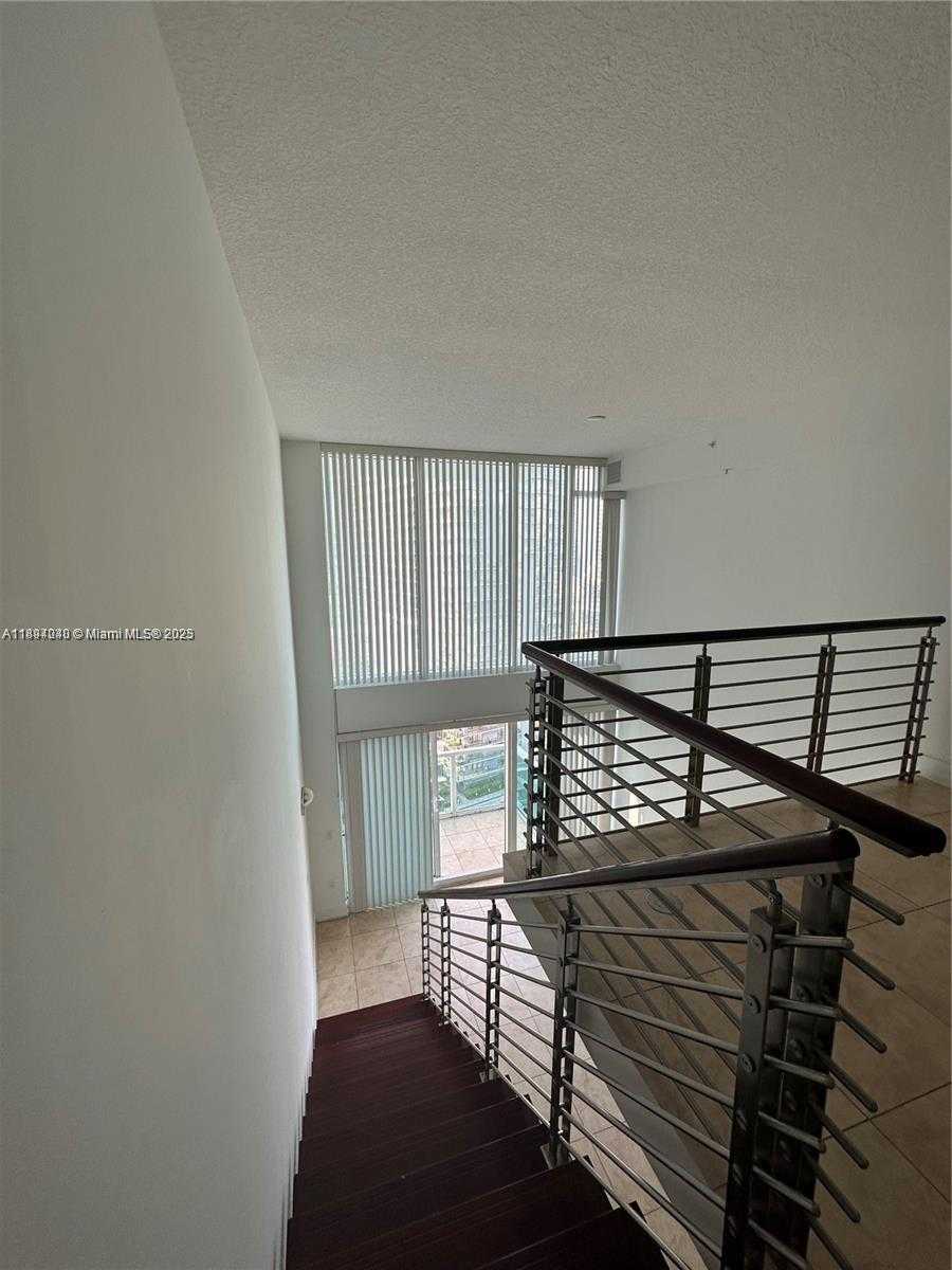 Small Image of 41 SOUTH EAST 5TH ST #1612, Miami Number 2