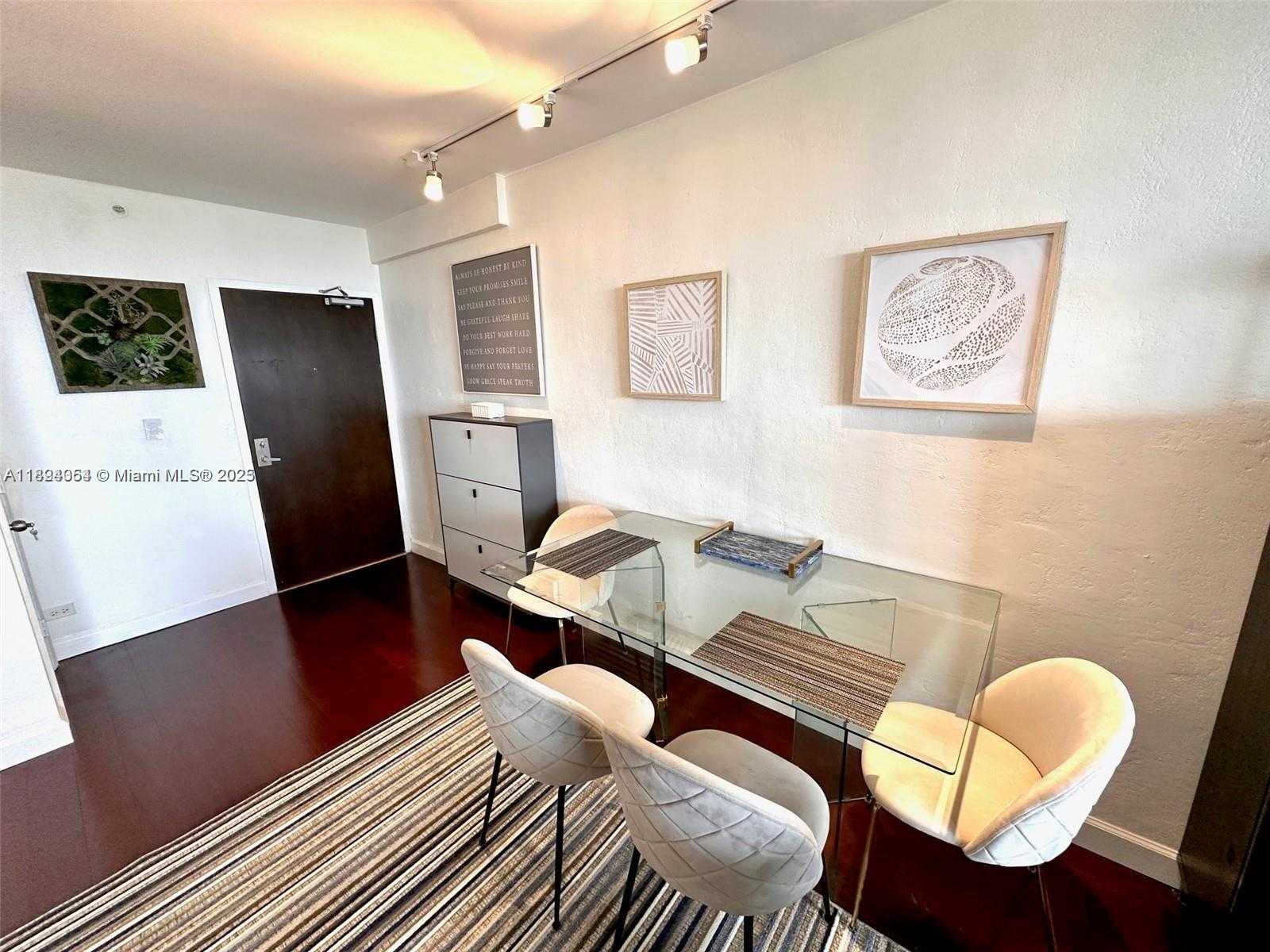 Small Image of 1500 BAY RD #1002S, Miami Beach Number 3