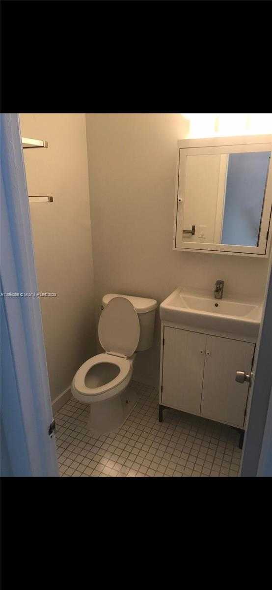Small Image of 618 NORTH WEST 11TH ST #618, Miami Number 5