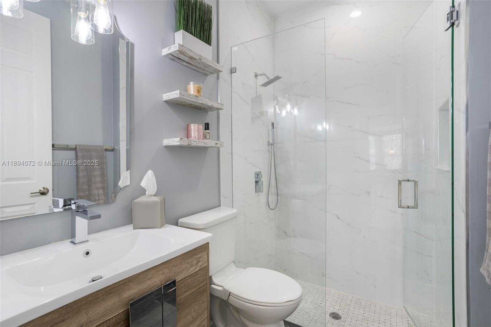 Small Image of 11750 BAYFIELD DR, Boca Raton Number 23