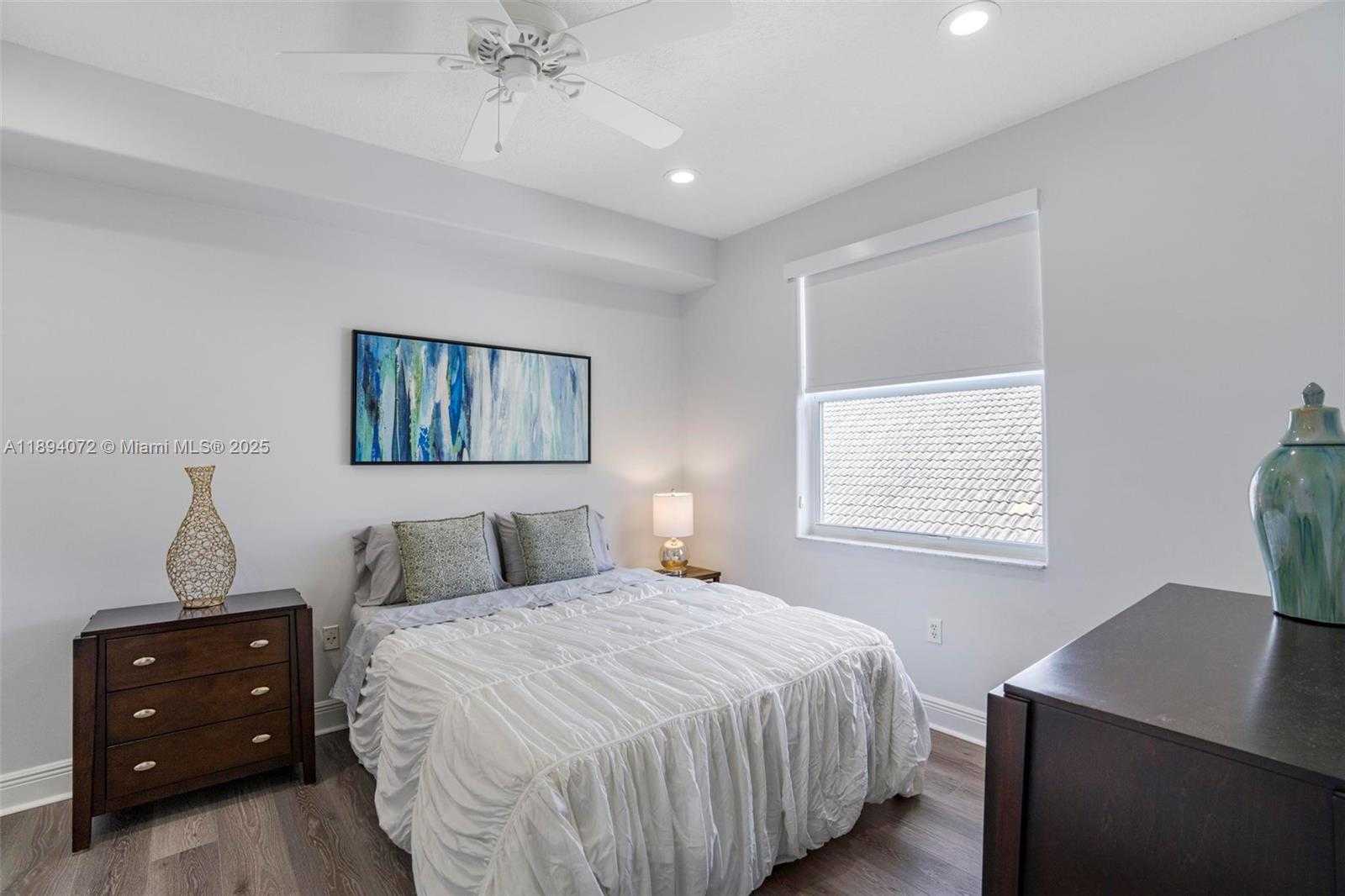 Small Image of 11750 BAYFIELD DR, Boca Raton Number 33
