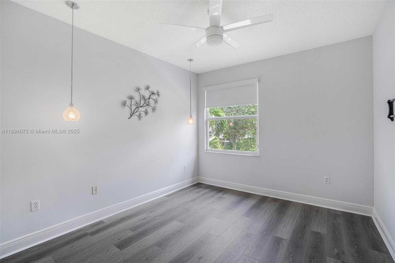 Small Image of 11750 BAYFIELD DR, Boca Raton Number 34