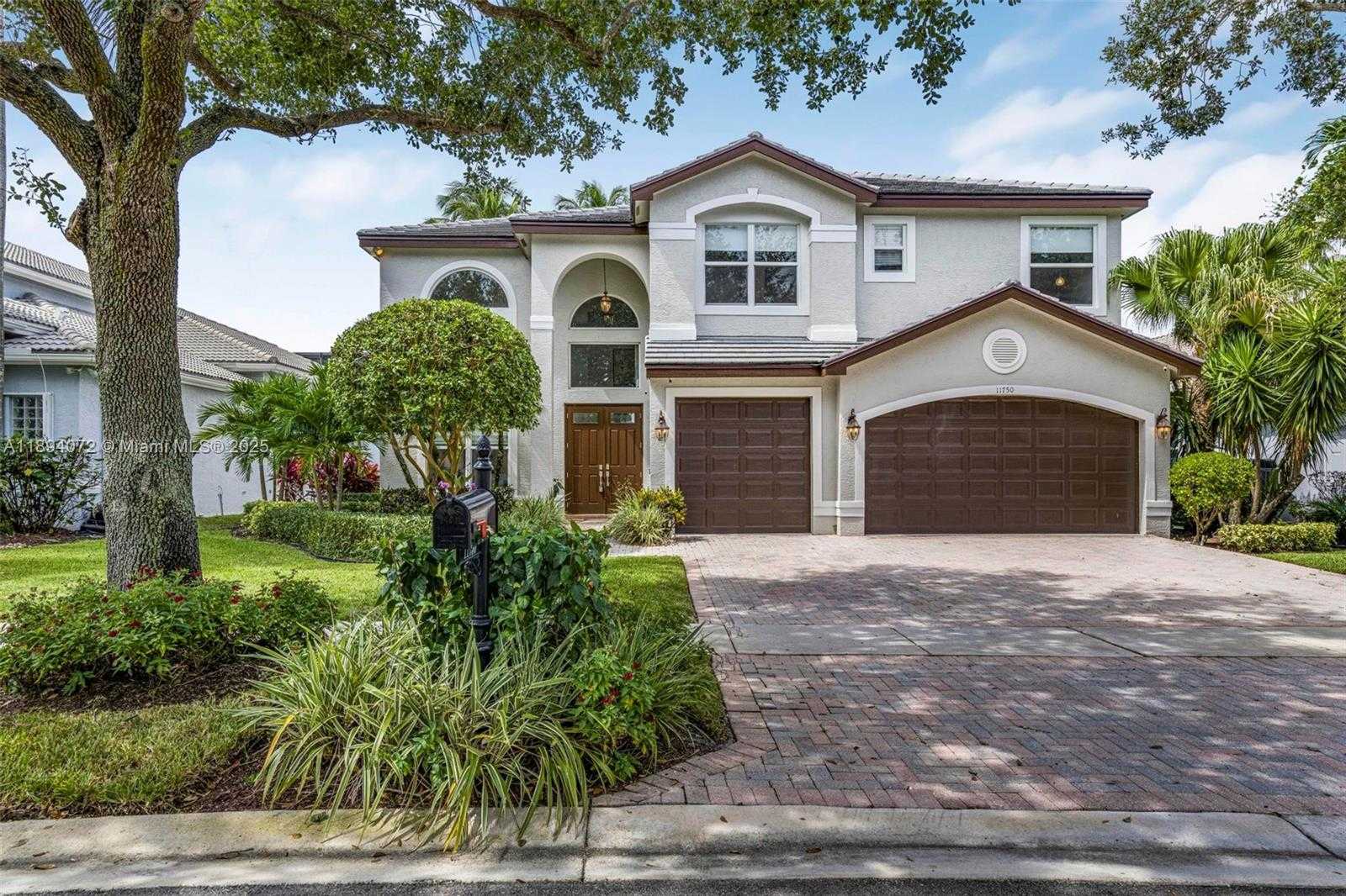Small Image of 11750 BAYFIELD DR, Boca Raton Number 4